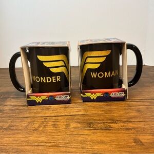 Wonder Woman Black and‎ Gold Mug Set